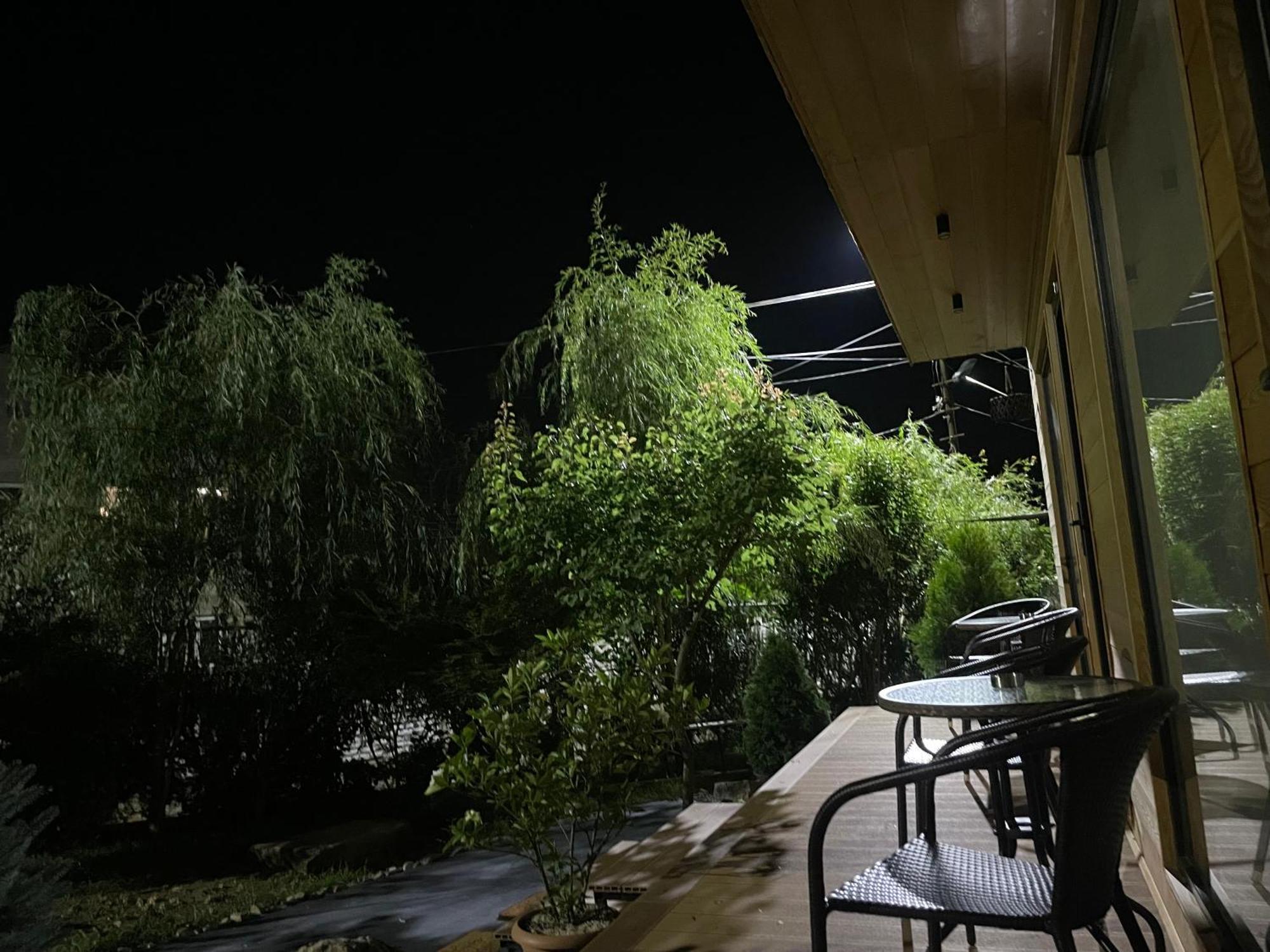 Garden Rooms In 쿠타이시 외부 사진