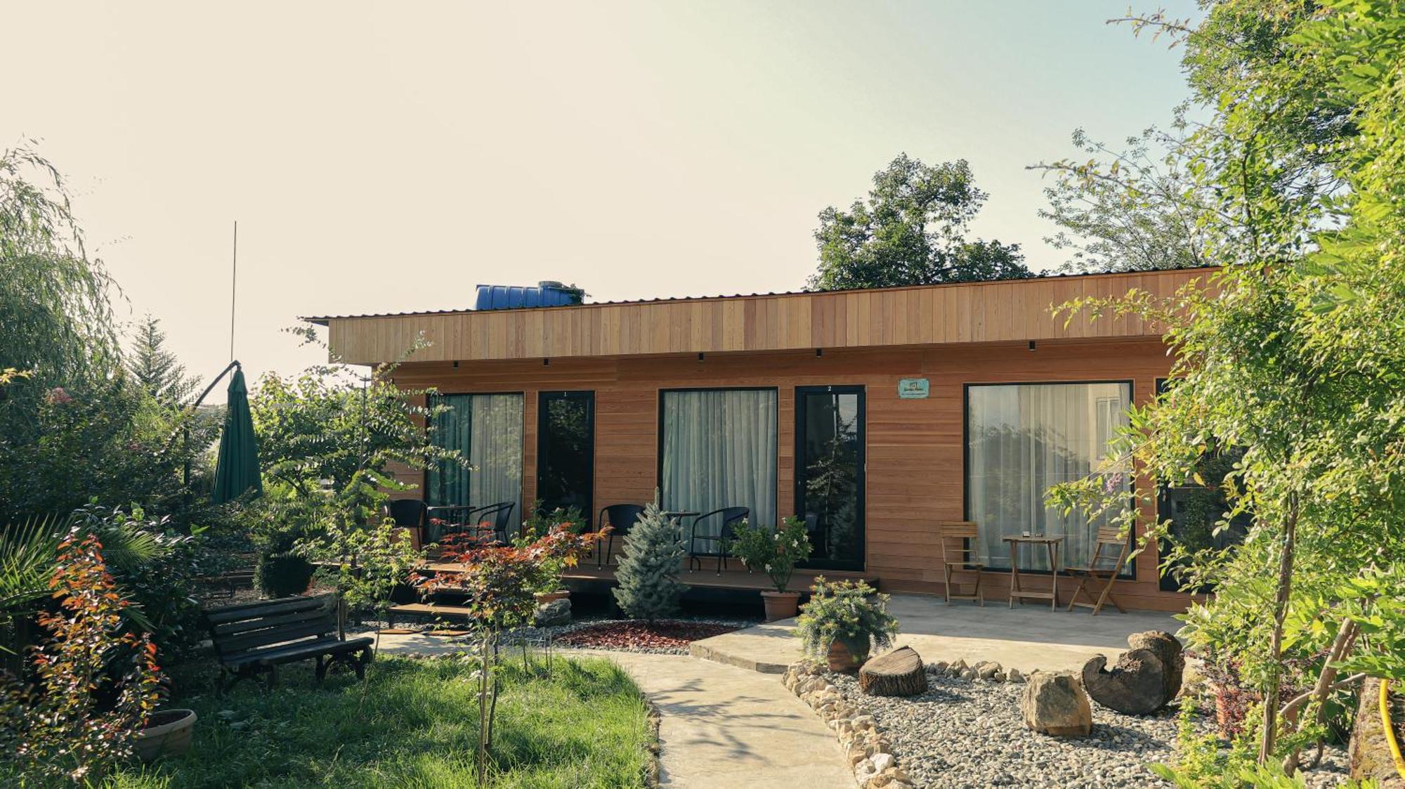 Garden Rooms In 쿠타이시 외부 사진