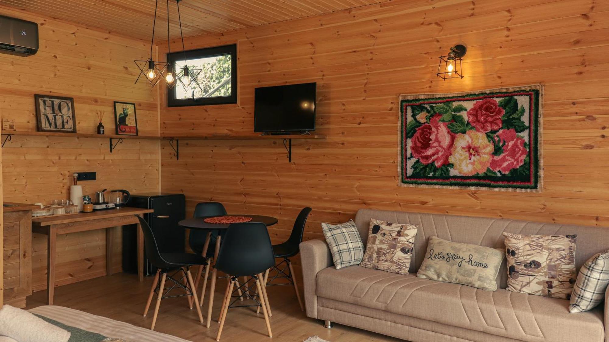 Garden Rooms In 쿠타이시 외부 사진