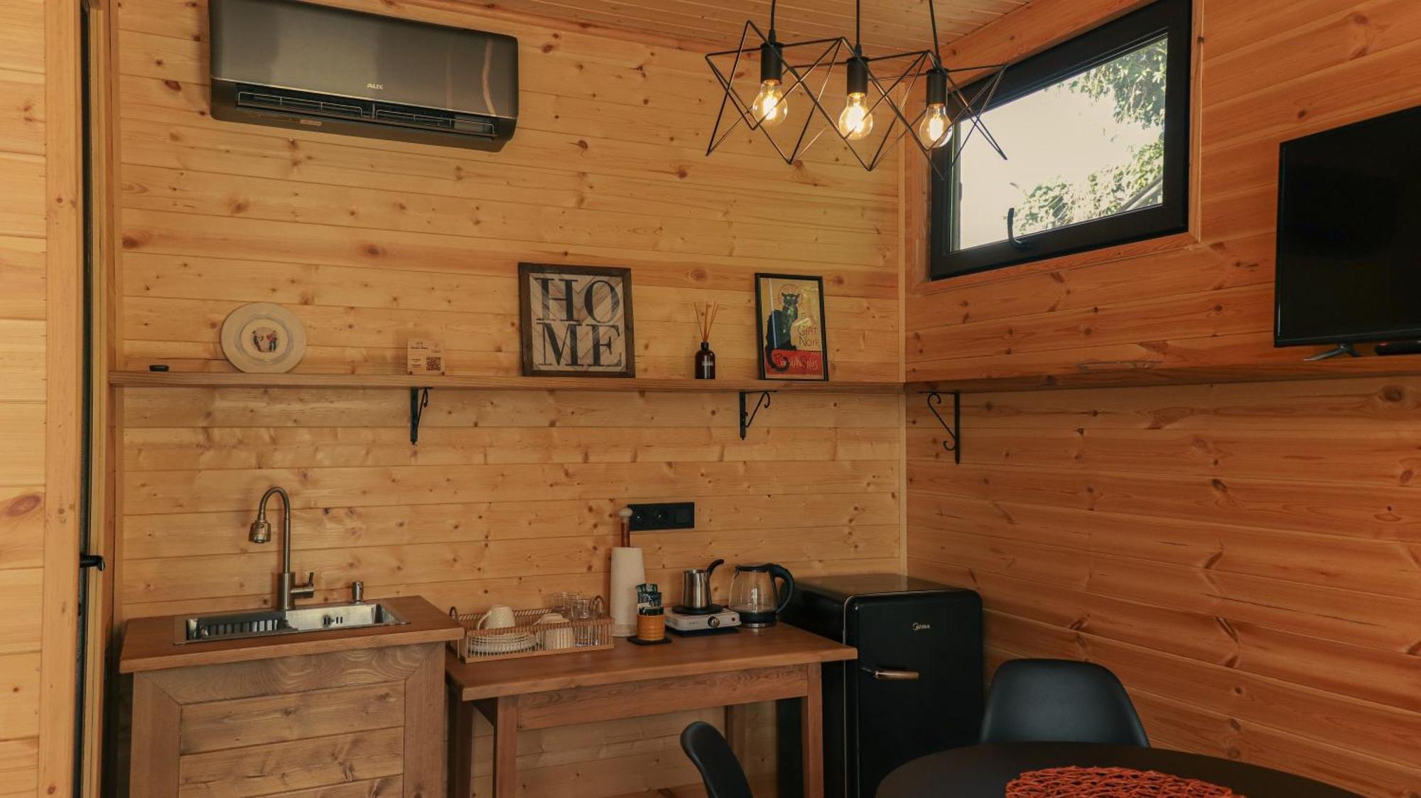 Garden Rooms In 쿠타이시 외부 사진